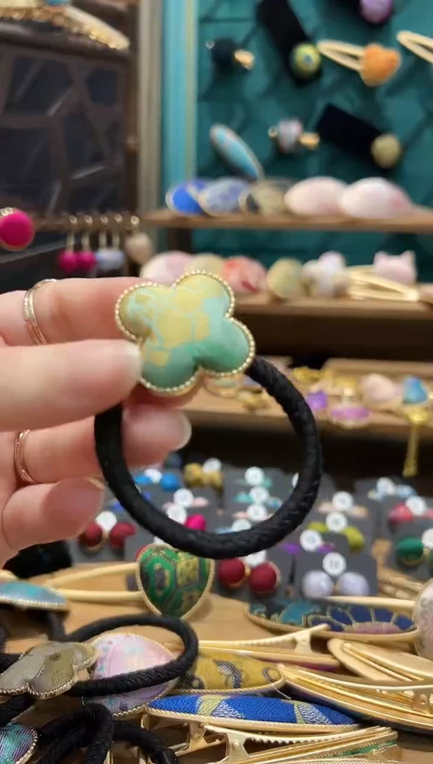 【闪购商品】【孤品车2.15】金玫瑰四叶草发绳一个