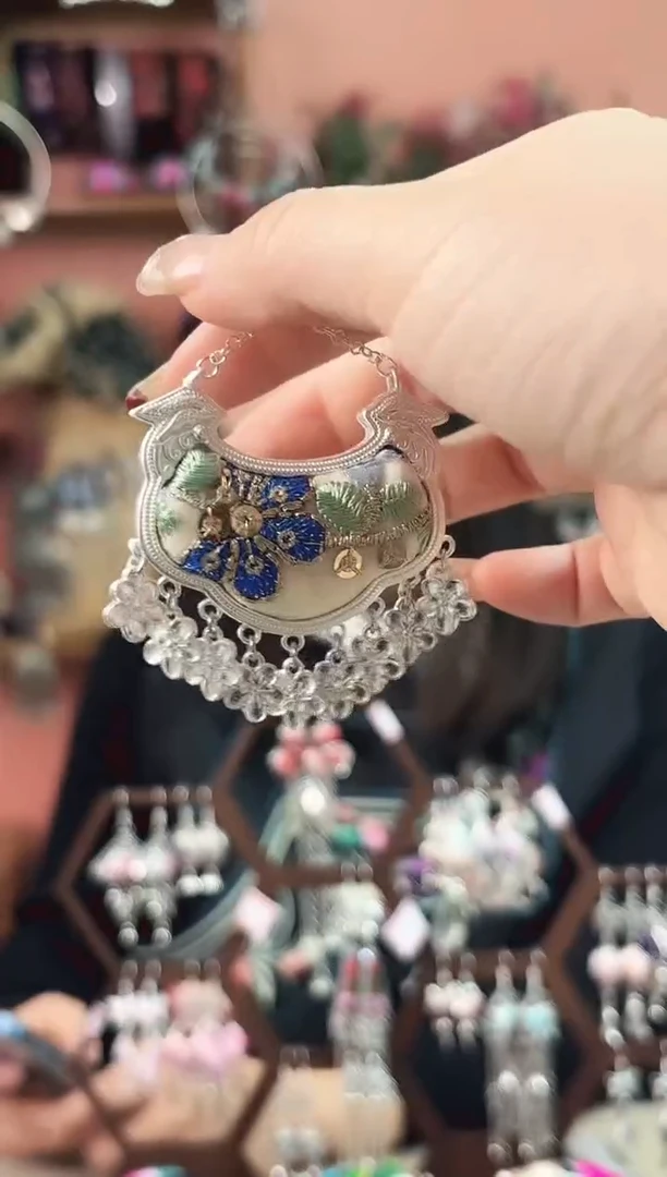 减****）艺枝独绣手工饰品191