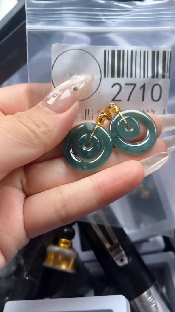 颈饰未镶嵌翡翠2710
