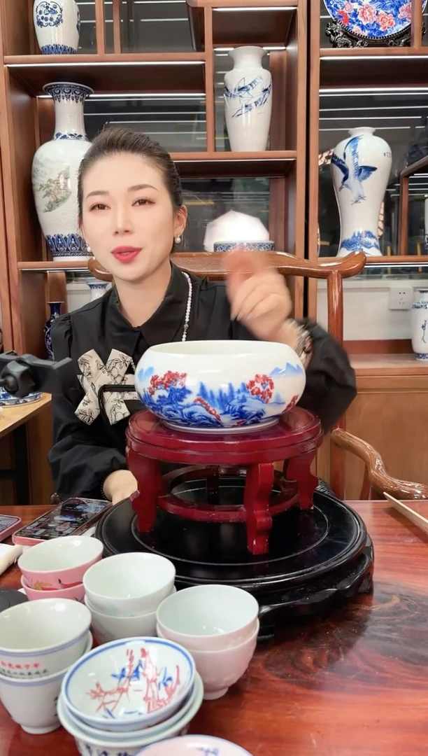 A61景德镇青花釉里红山水茶洗一只