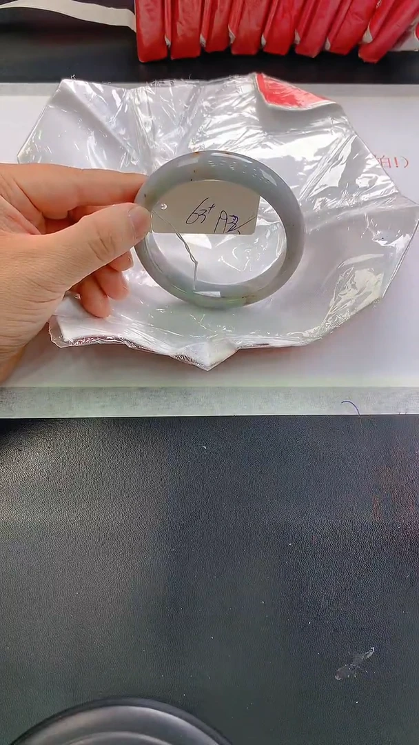 未镶嵌手镯翡翠192