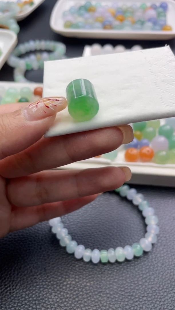 【闪购商品】定制翡翠未镶嵌33581111