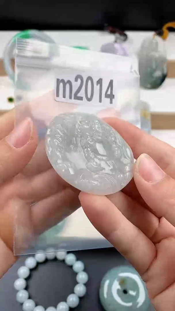 颈饰未镶嵌翡翠天然翡翠吊坠挂件