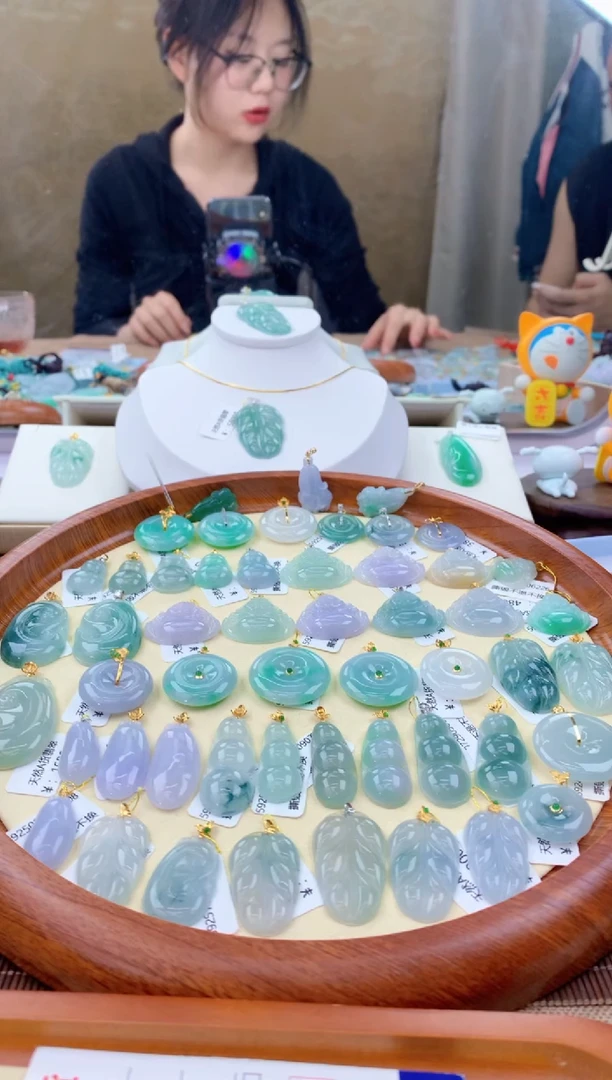 颈饰银S925镶嵌翡翠天然A货翡翠挂件