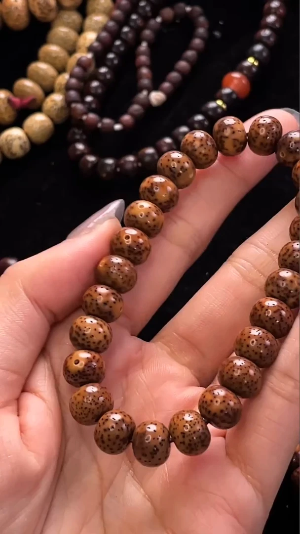 手串星月菩提精工级浅珀花皮苹果珠10*7.8手串