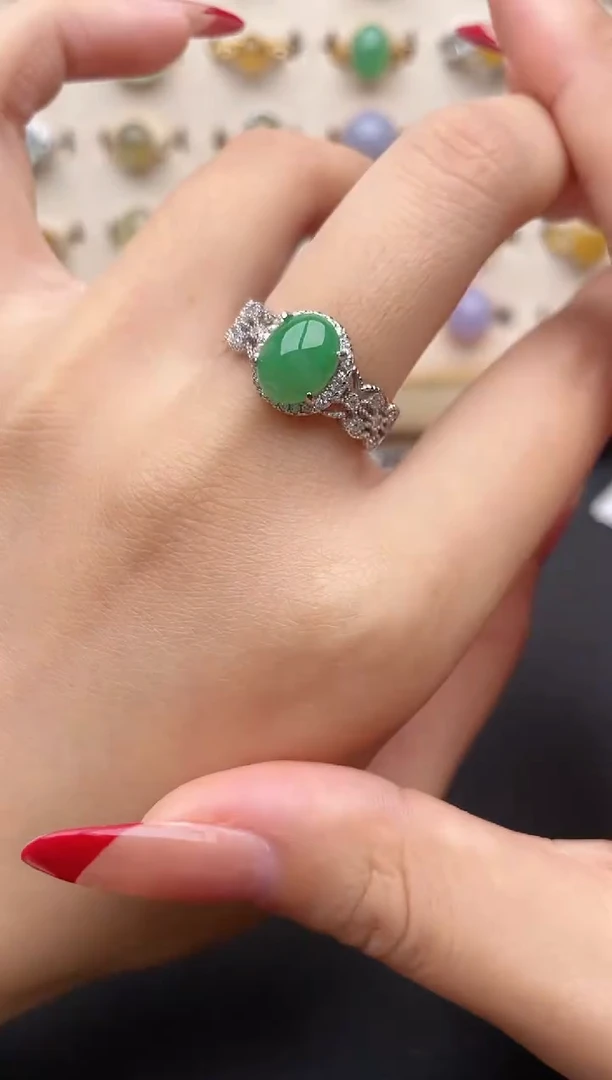 【闪购商品】翡翠戒指银S925镶嵌一物一证一礼盒