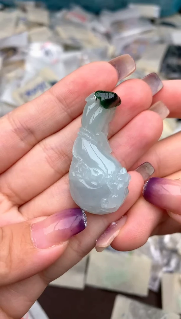 未镶嵌挂件翡翠一