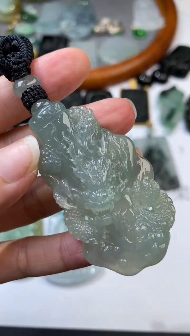 未镶嵌挂件翡翠305898   多人