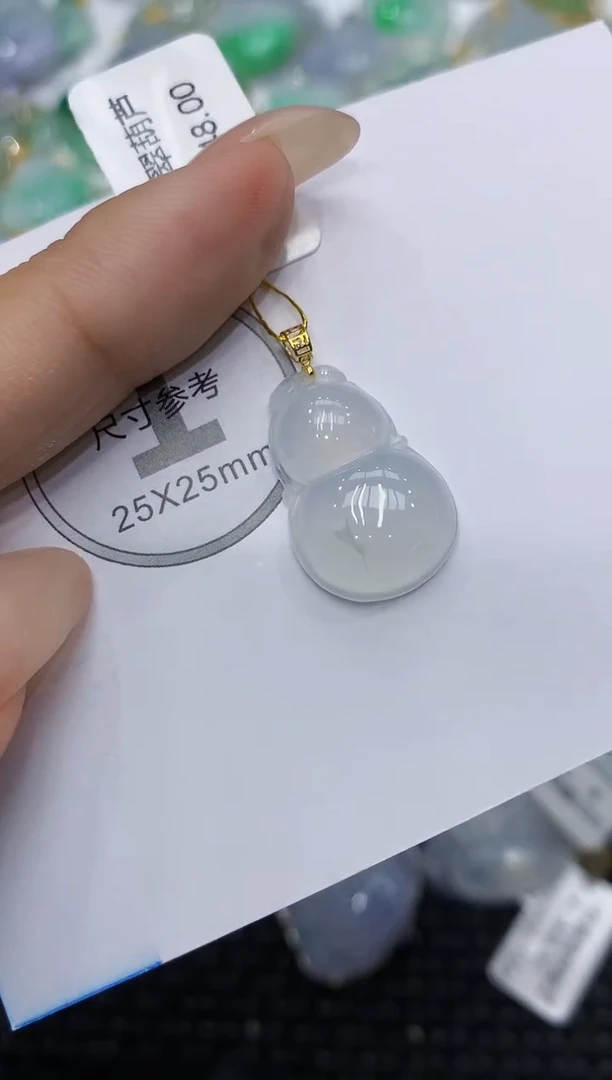 颈饰18K金镶嵌翡翠111111111111
