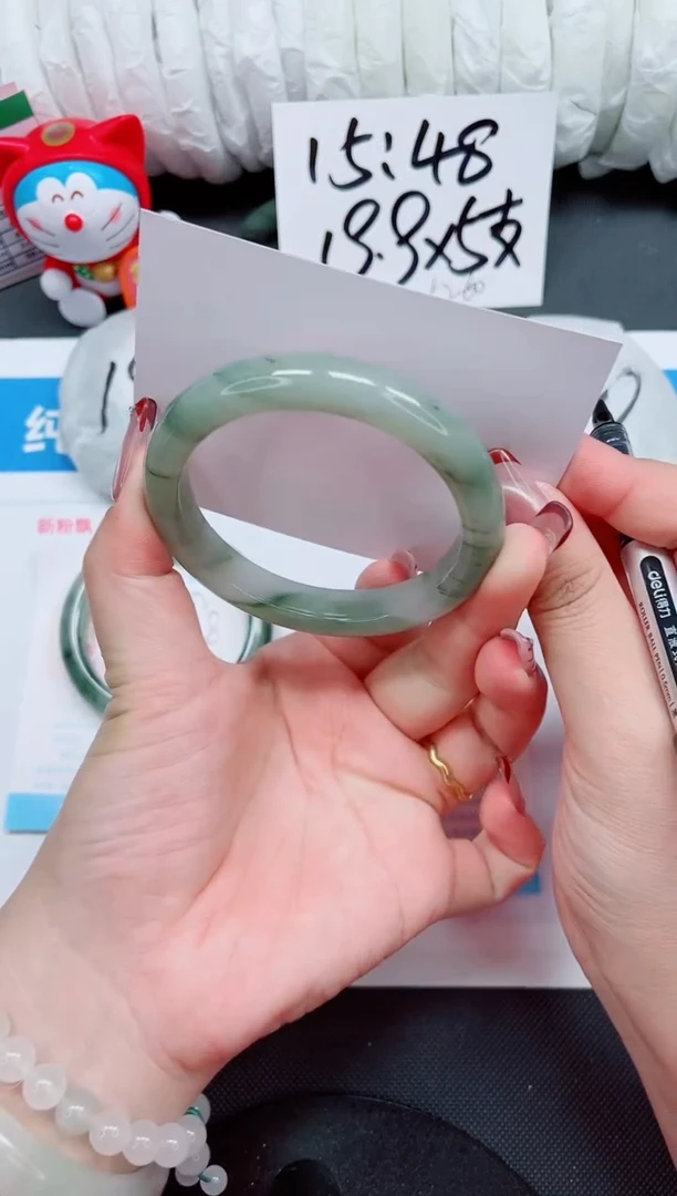 【闪购商品】石英质玉手镯未镶嵌43