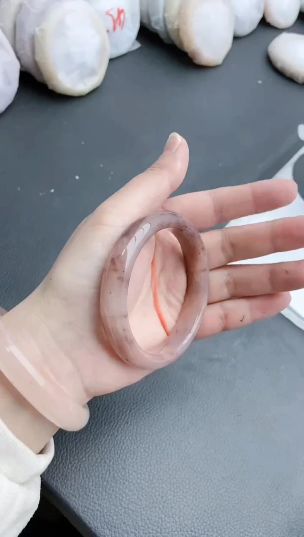 【闪购商品】石英质玉手镯未镶嵌195+56/57