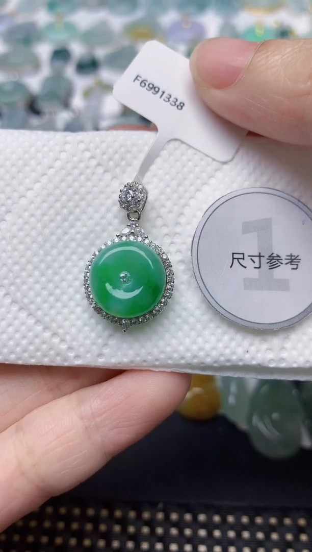 颈饰银S925镶嵌翡翠天然缅甸A货翡翠
