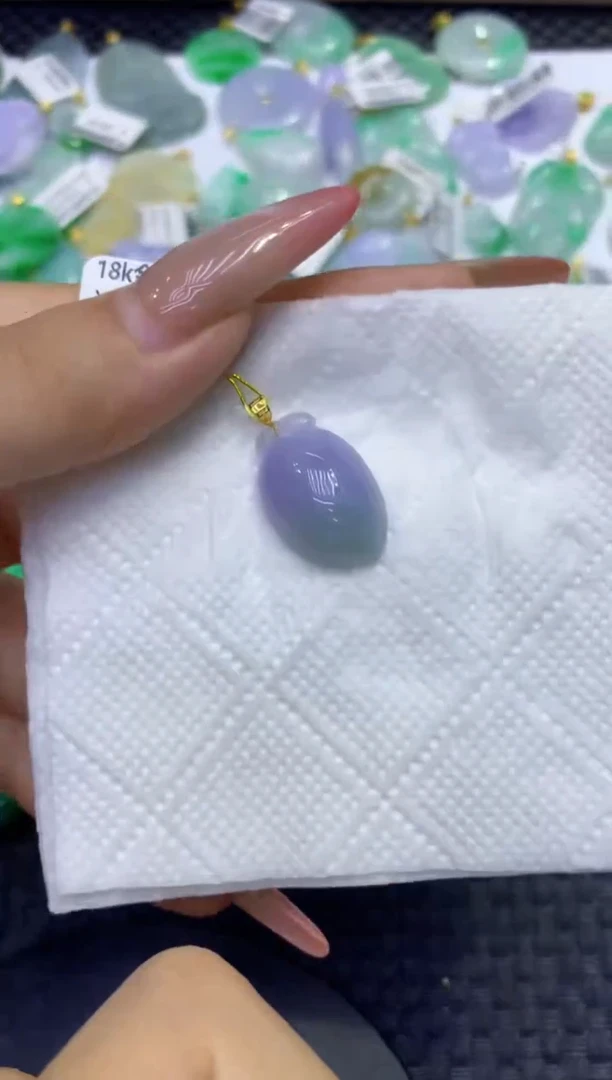 颈饰18K金镶嵌翡翠天然缅甸A货翡翠