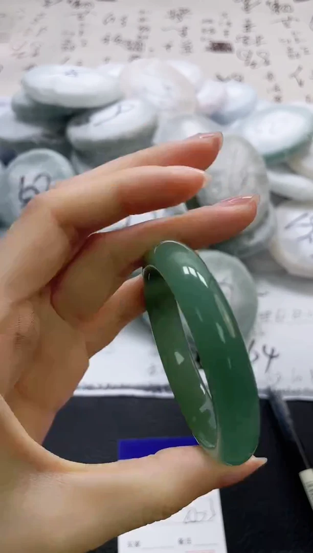 未镶嵌手镯石英质玉342-50
