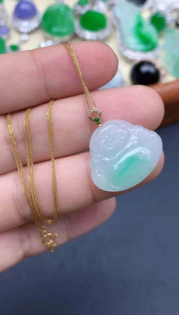 颈饰18K金镶嵌翡翠112-中国好珍宝