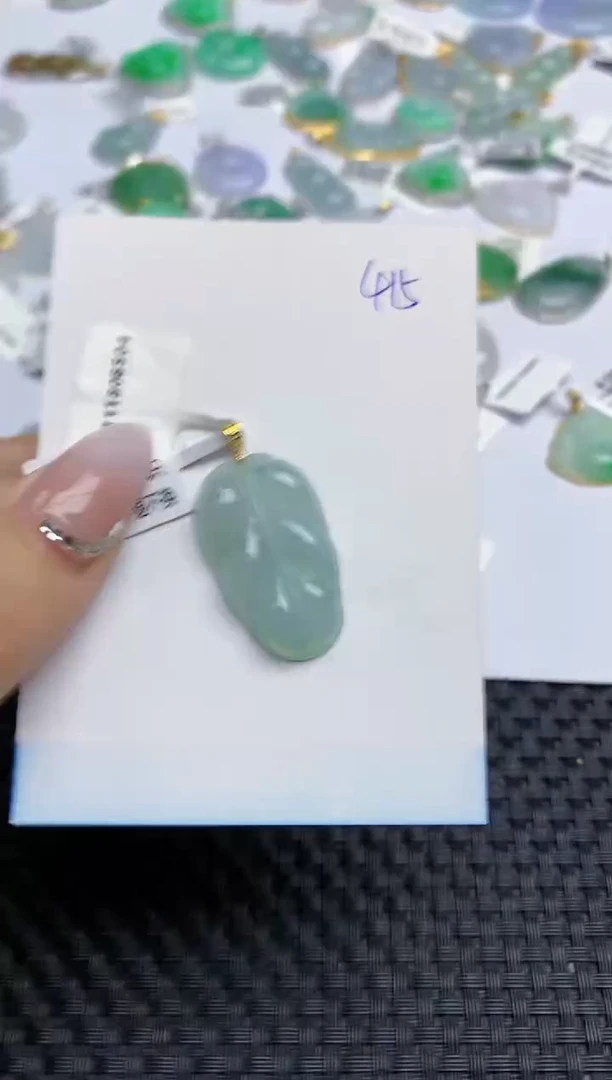 【闪购商品】翡翠颈饰18K金镶嵌 天然翡翠A货