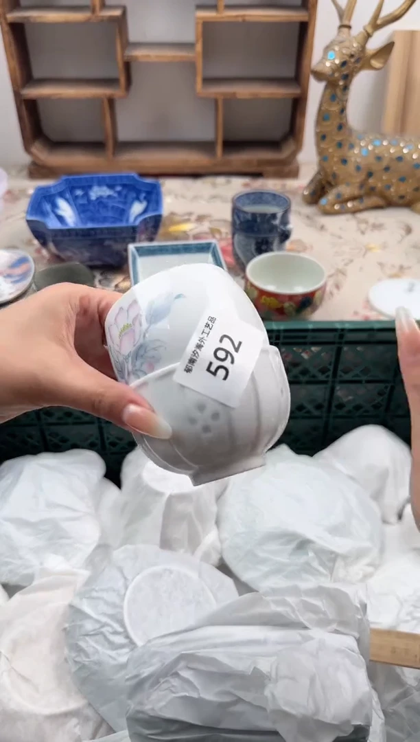 瓷片嗣****们B          592