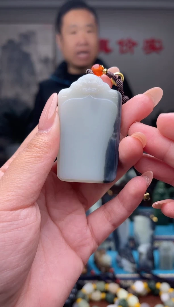 未镶嵌和田玉挂件1