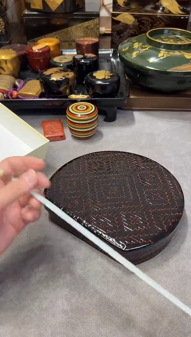 篮胎漆 半月干果盒