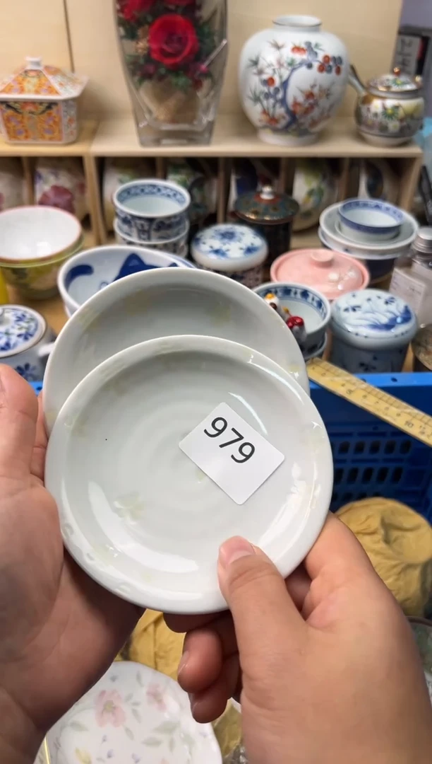 瓷片满