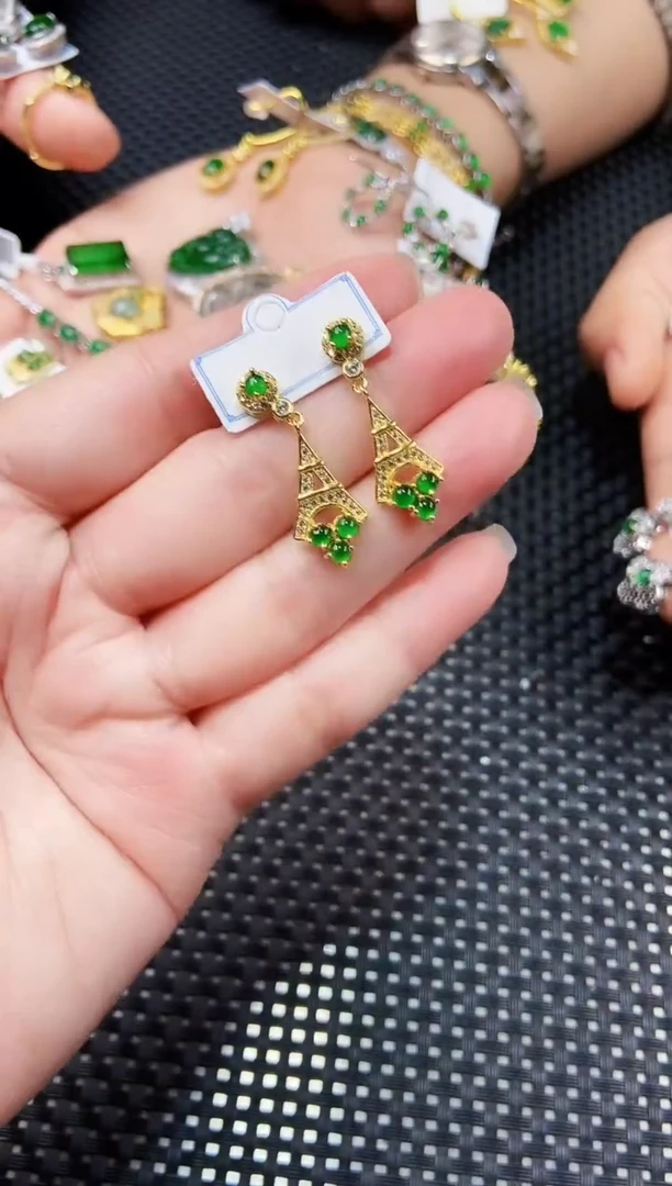 【闪购商品】翡翠耳饰未镶嵌111111111