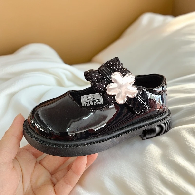 7720豆休闲女童皮鞋