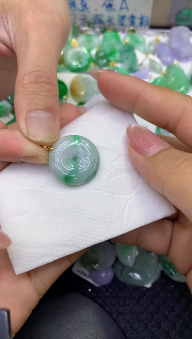 颈饰未镶嵌翡翠天然缅甸A货翡翠