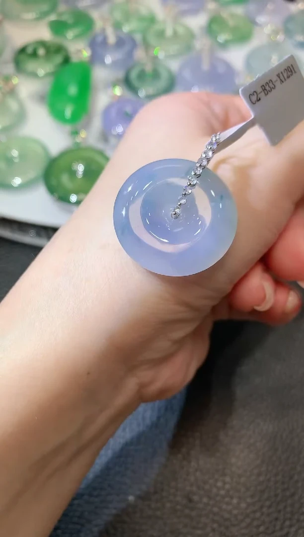 【闪购商品】翡翠吊坠(不含链)18K金镶嵌A33 紫货有一定色差