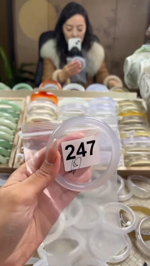 手镯玛瑙/玉髓未镶嵌247