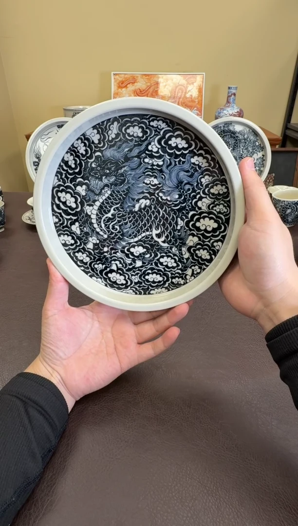 二号釉云墨麒麟壶承