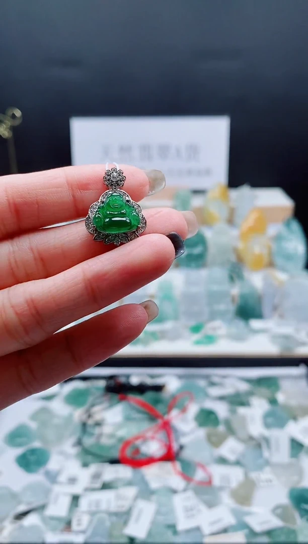 翡翠未镶嵌吊坠(不含链)51佛公