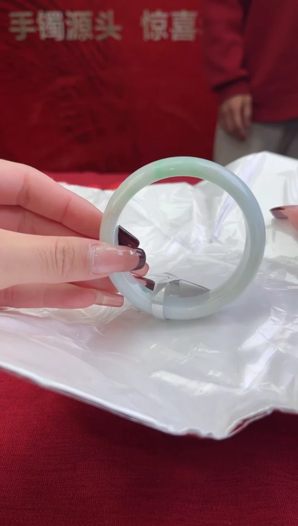 【闪购商品】翡翠手镯未镶嵌1翡翠手镯