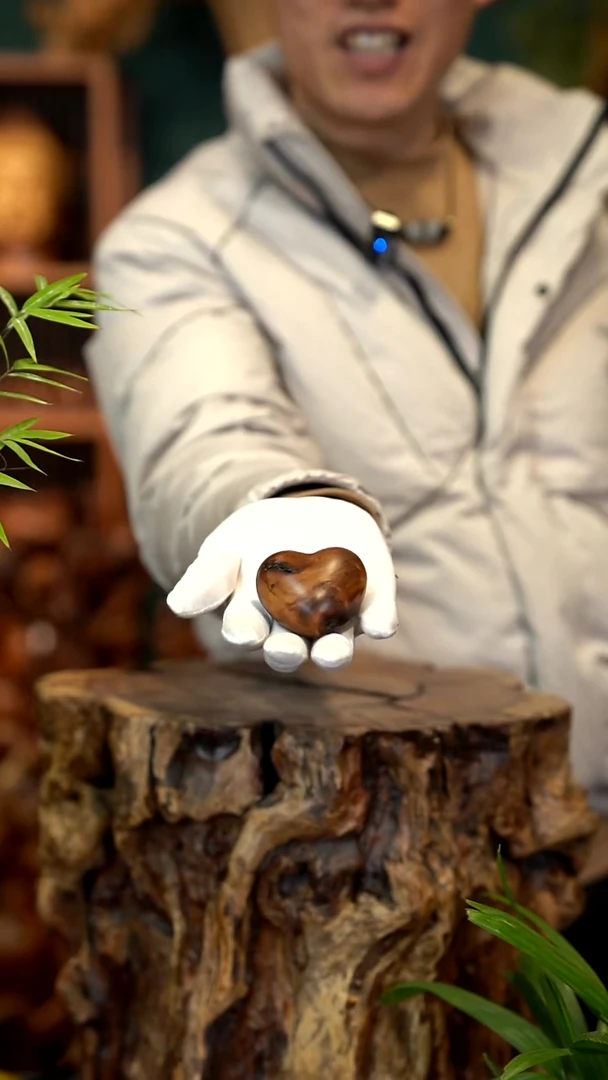 木天**菟雷击枣木小爱心