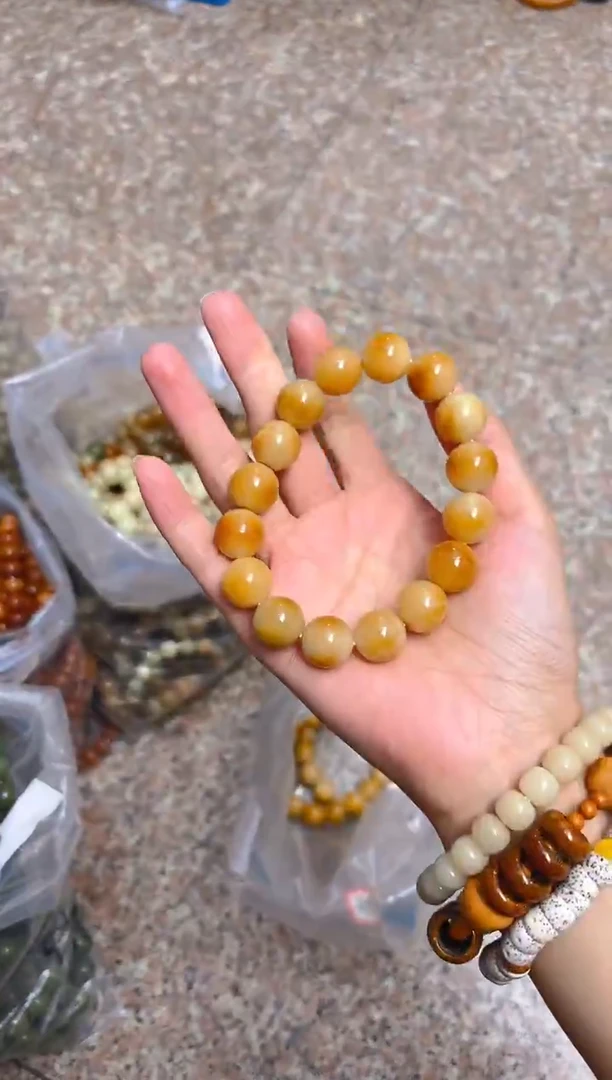 吊坠菩提根/象牙果栗子单圈颜色随机一条