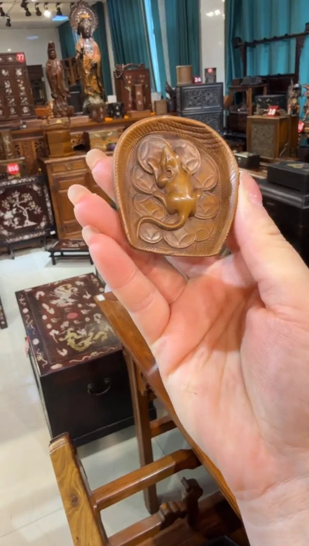 木黄杨木鼠68.8888