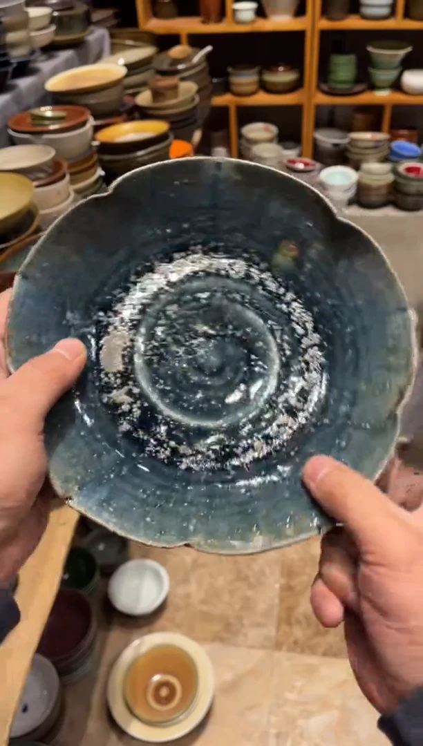 【闪购商品】瓷片556手工粗陶麻点菜盘1只
