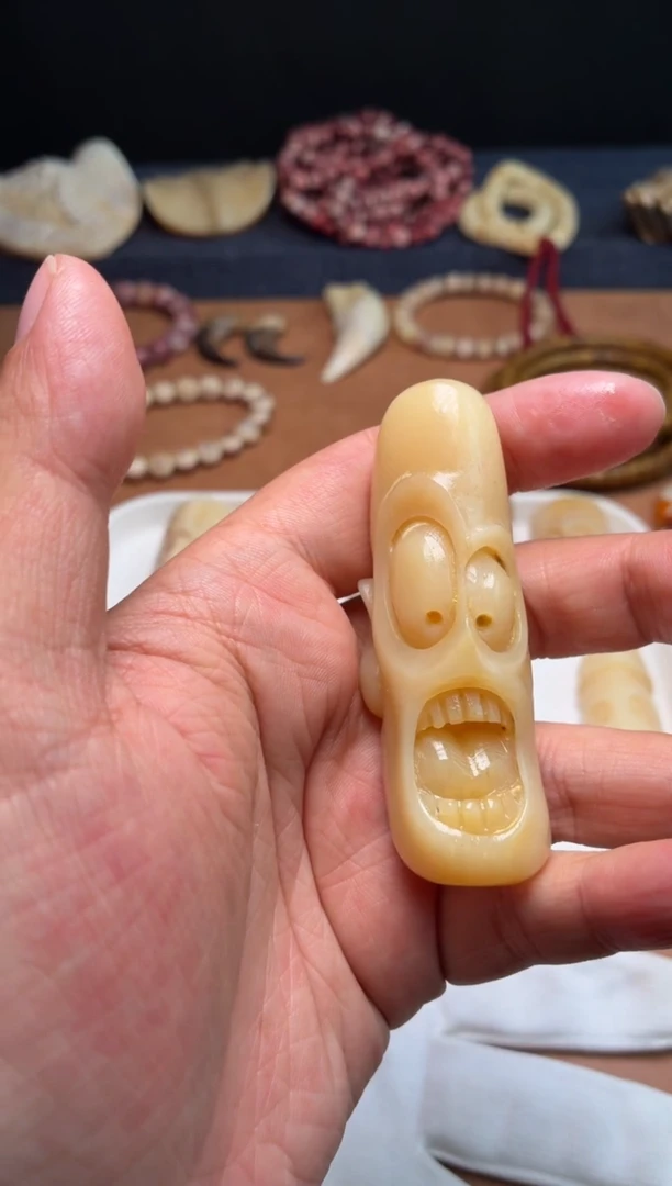 驼骨其他铁**?杂件445-人生百态