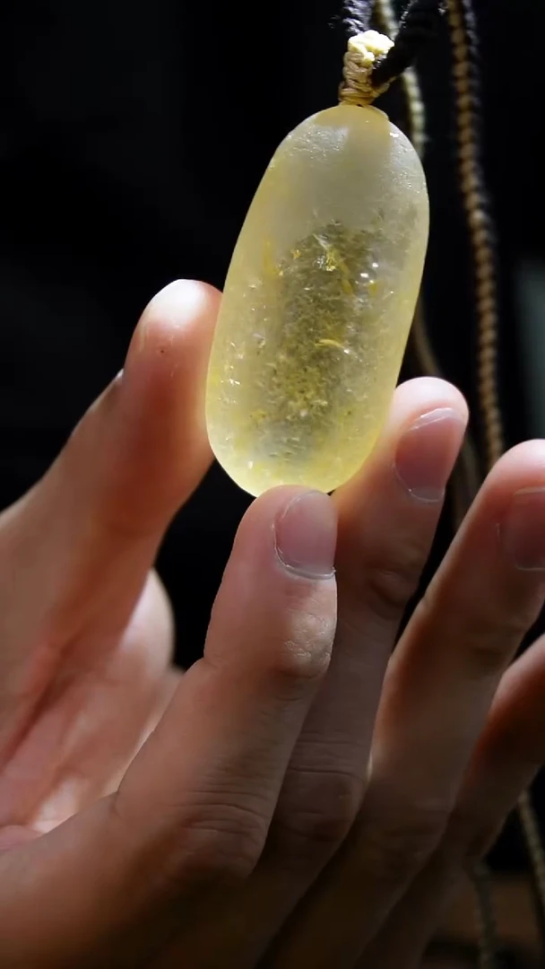 吊坠(赠链)未镶嵌水晶水晶