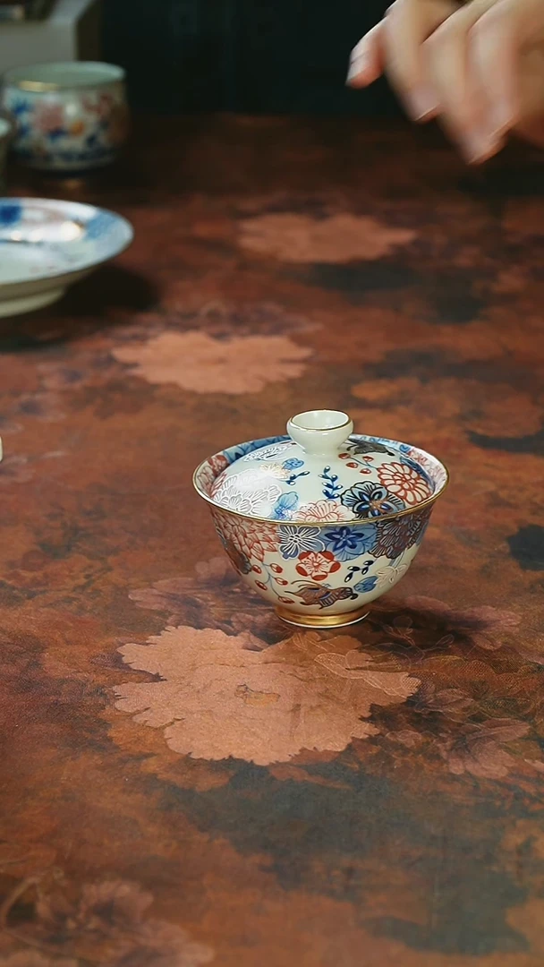 茶碗...........