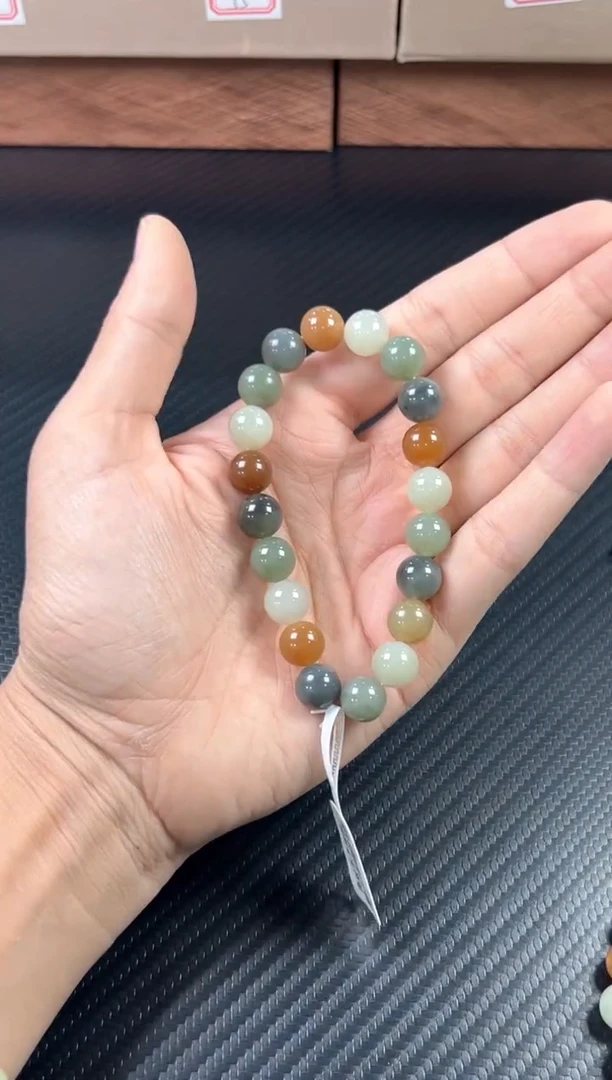 未镶嵌手串和田玉若羌微色差卡10