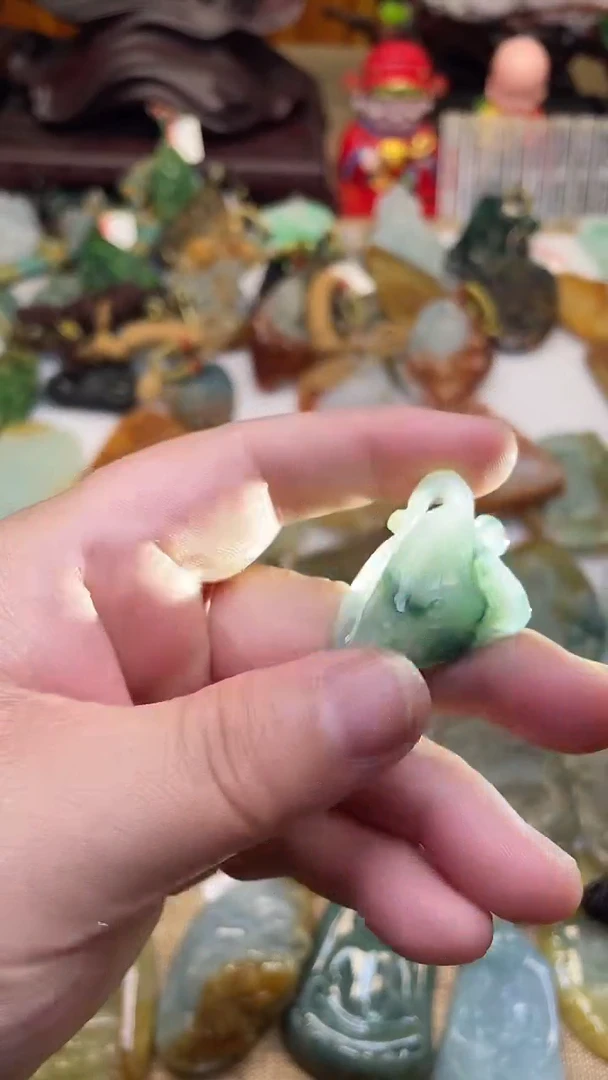 颈饰未镶嵌翡翠31