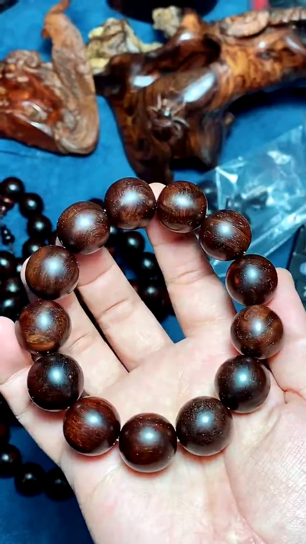 【闪购商品】檀香紫檀（小叶紫檀）1.8特价