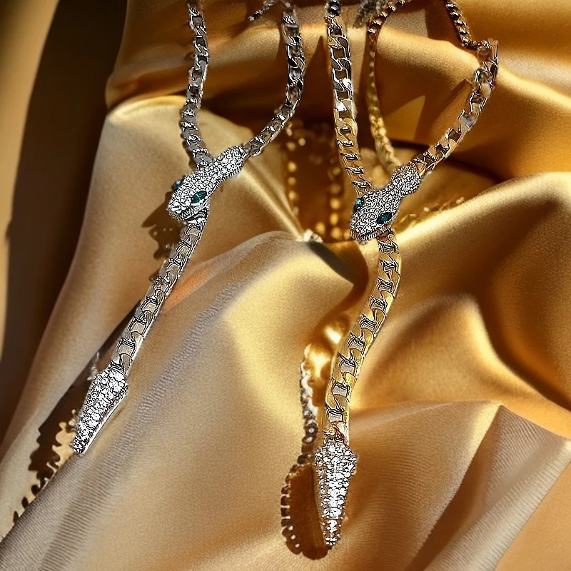 合金项链 镶钻蛇形链条几何项链个性冷淡风锁骨链小众百搭设计感