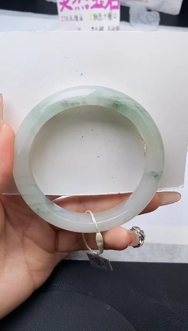 未镶嵌手镯石英质玉w185-PA62+