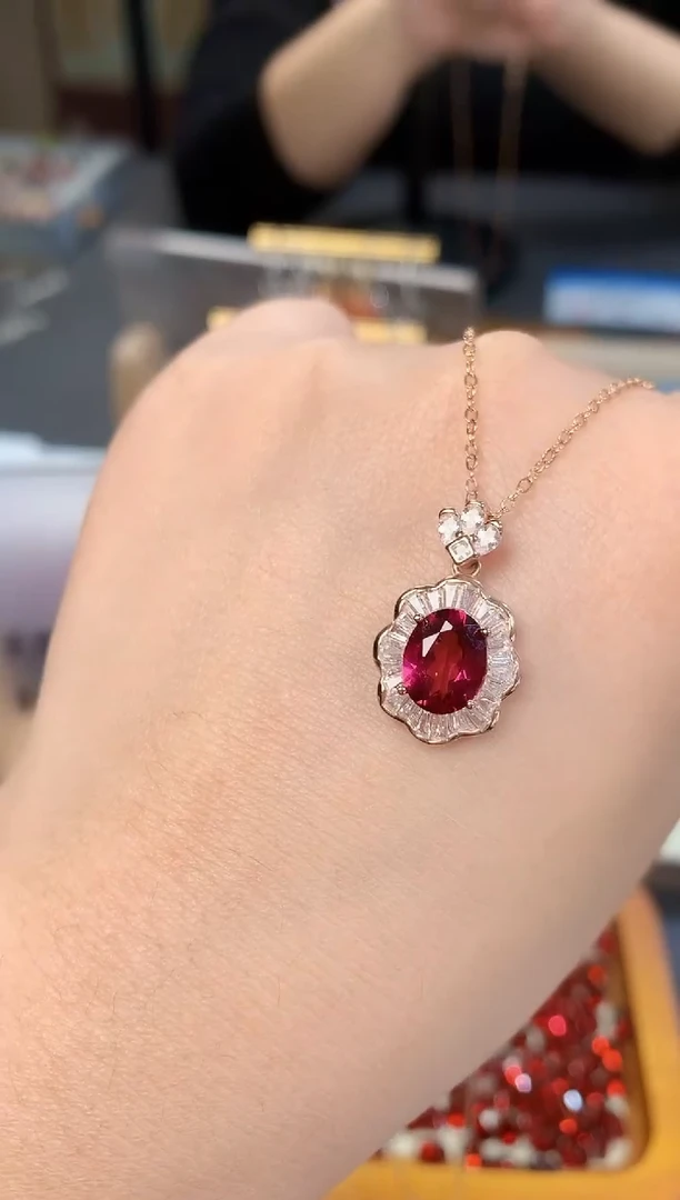 【闪购商品】石榴石吊坠银S925镶嵌天然镁铝