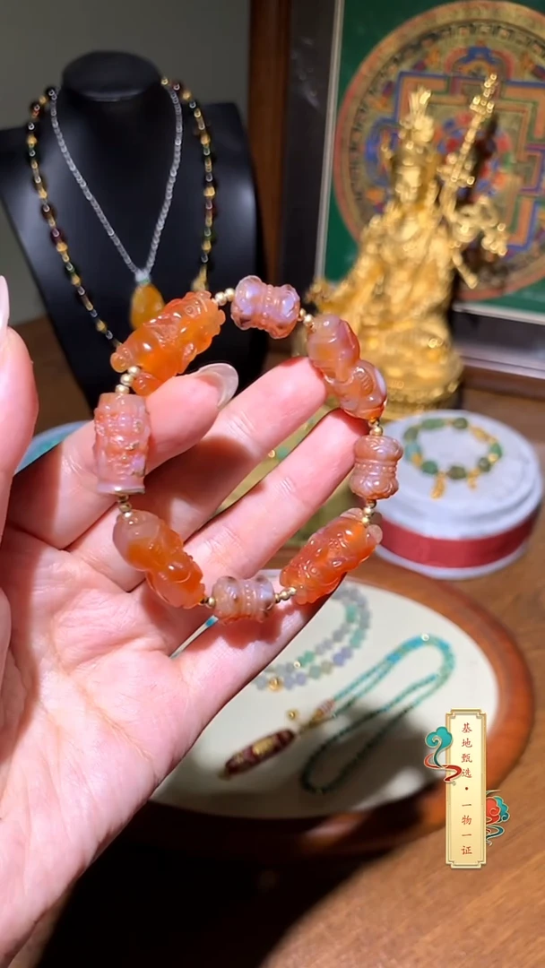 未镶嵌手串玛瑙/玉髓大鹏鸟手串