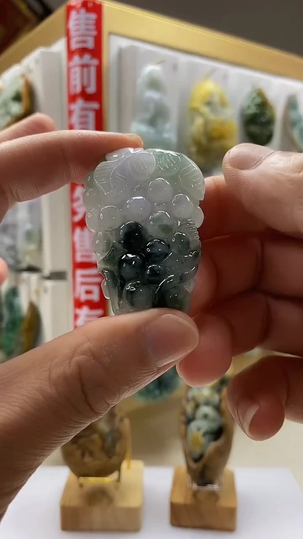 翡翠未镶嵌颈饰翡翠A货2025/7/11