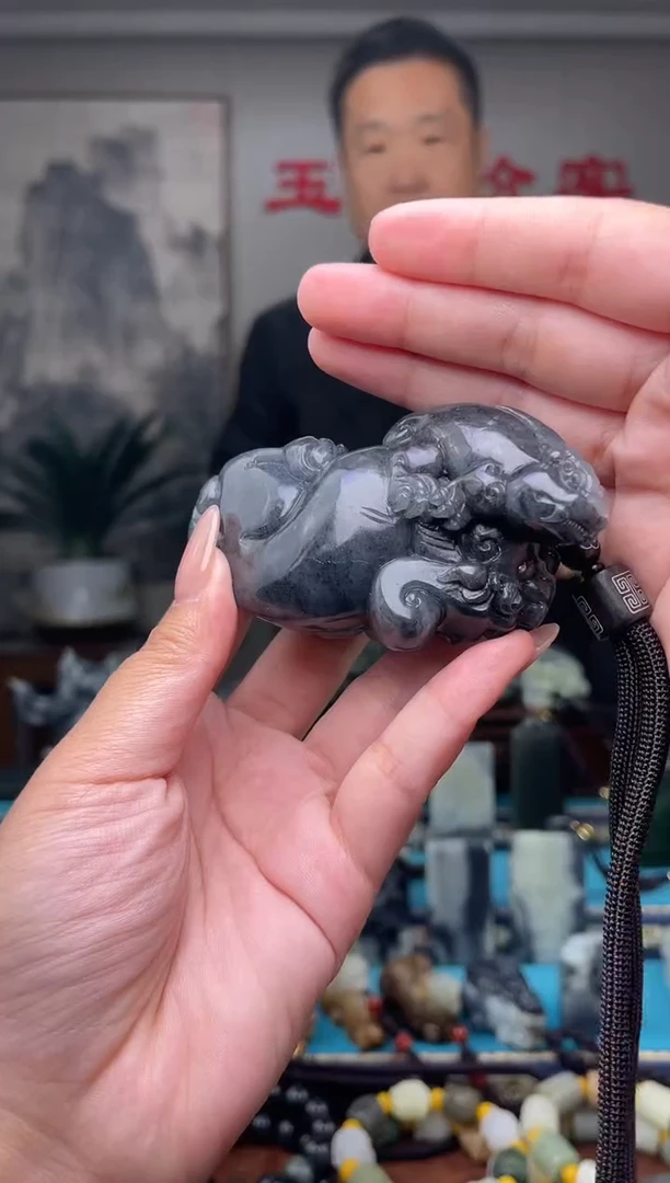 未镶嵌和田玉挂件1