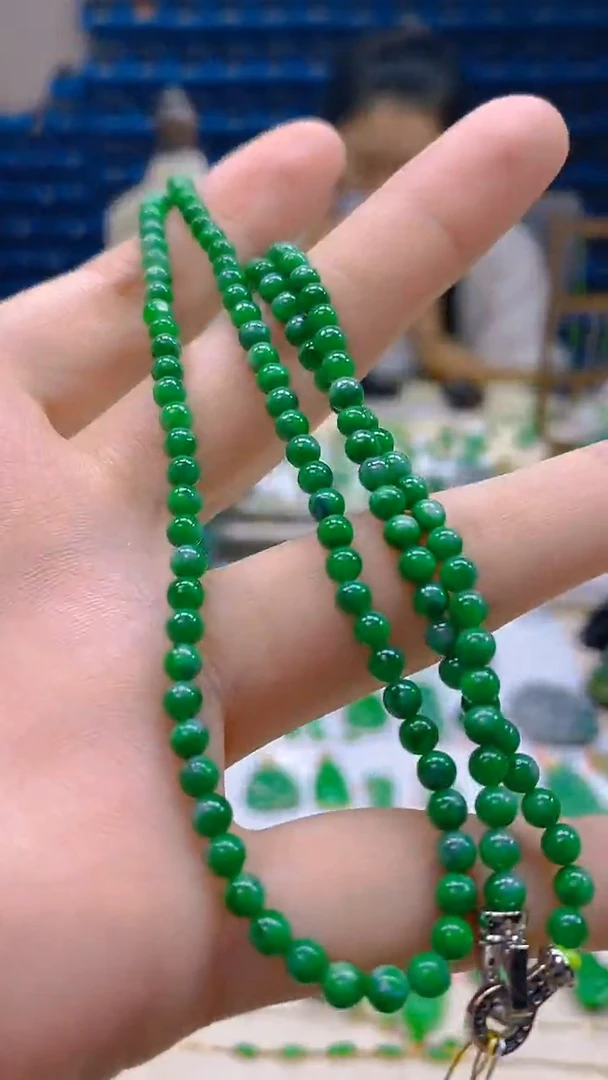 颈饰未镶嵌翡翠新号开播 全场乱卖