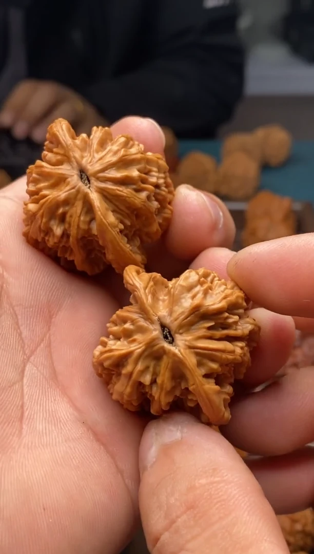 把件文玩核桃虎头a364